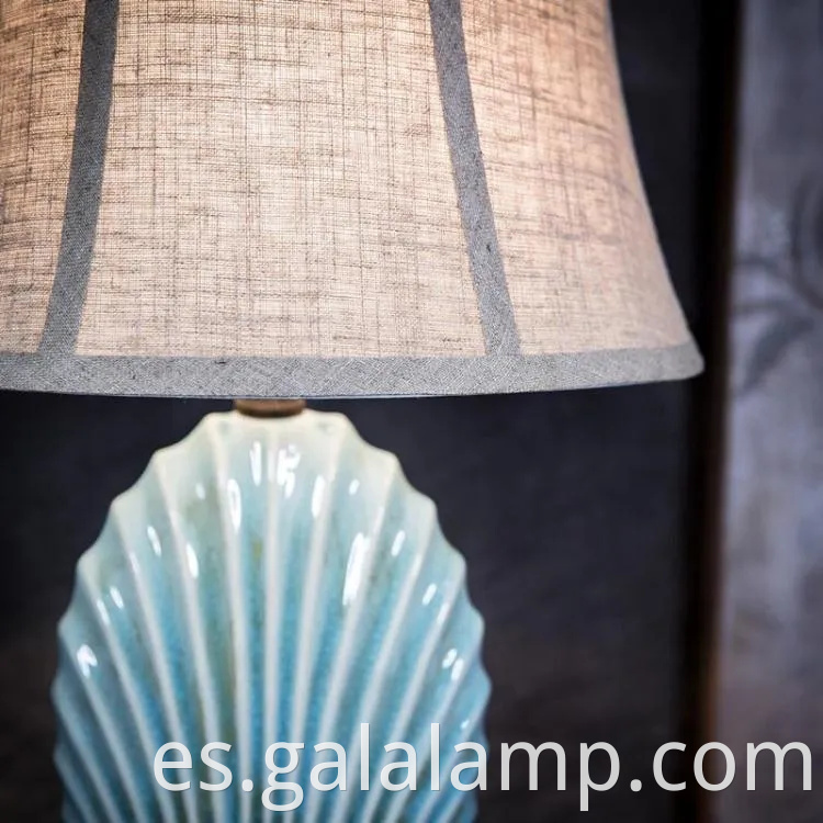 Elegante lámpara de mesa de cerámica vintage para la decoración del dormitorio